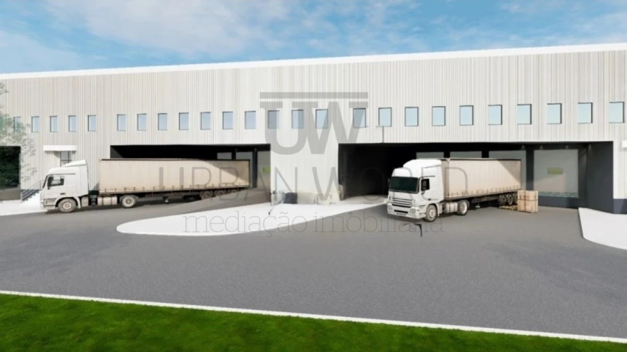 Armazém para Venda em Santo Antão e São Julião do Tojal Foto 2