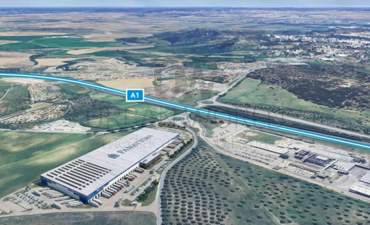 Armazém para Venda em Marvila, Ribeira Santarém, São Salvador, São Nicolau Foto 1