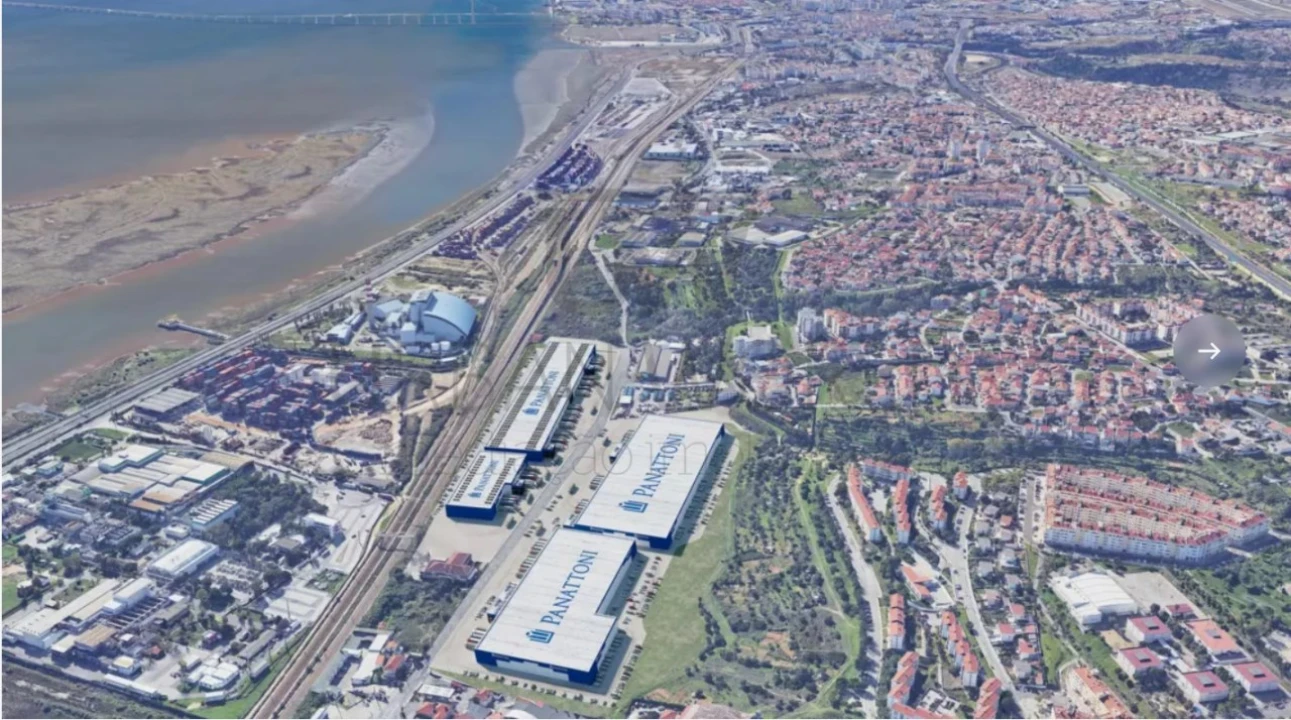 Armazém para Venda em Santa Iria de Azoia, São João da Talha e Bobadela Foto 1