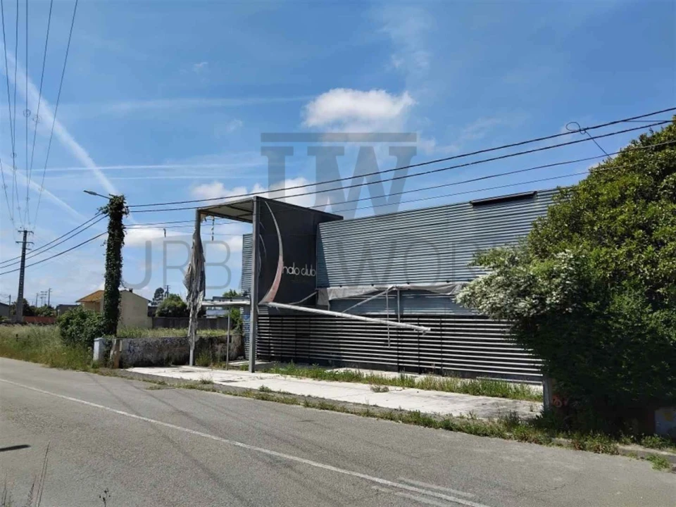 Armazém para Venda em Aradas Foto 3