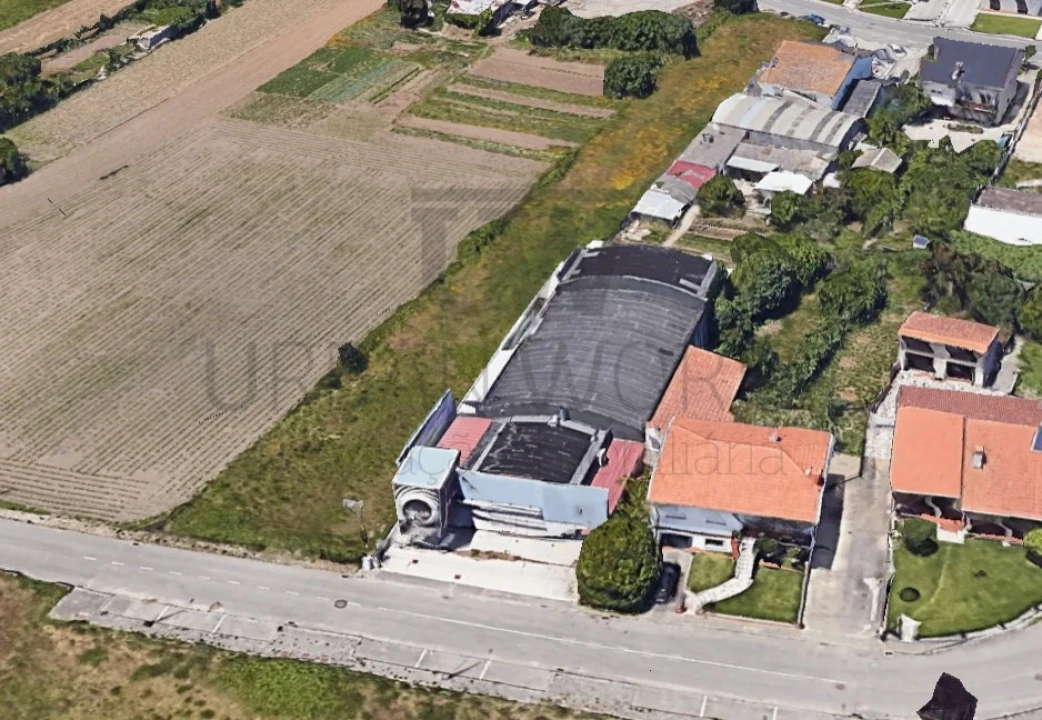 Armazém para Venda em Aradas Foto 4