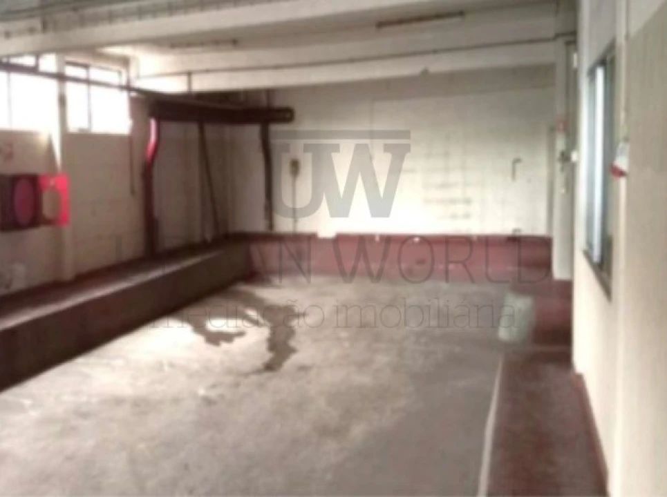 Armazém para Venda em Alfragide Foto 5