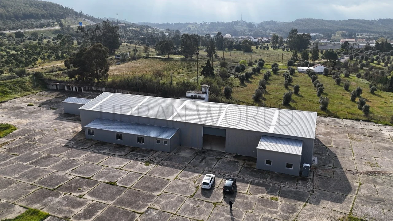 Armazém para Arrendamento em Rio de Moinhos Foto 7