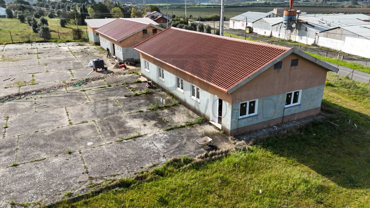 Armazém para Arrendamento em Rio de Moinhos Foto 21