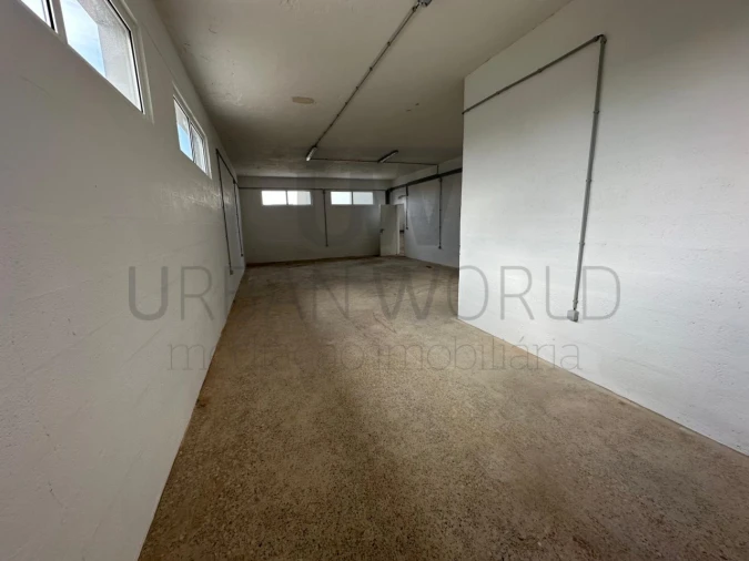 Armazém para Arrendamento em Rio de Moinhos Foto 34