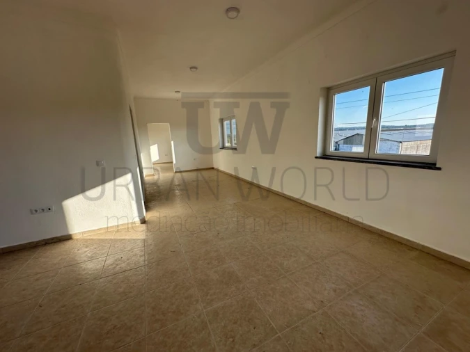 Armazém para Arrendamento em Rio de Moinhos Foto 15