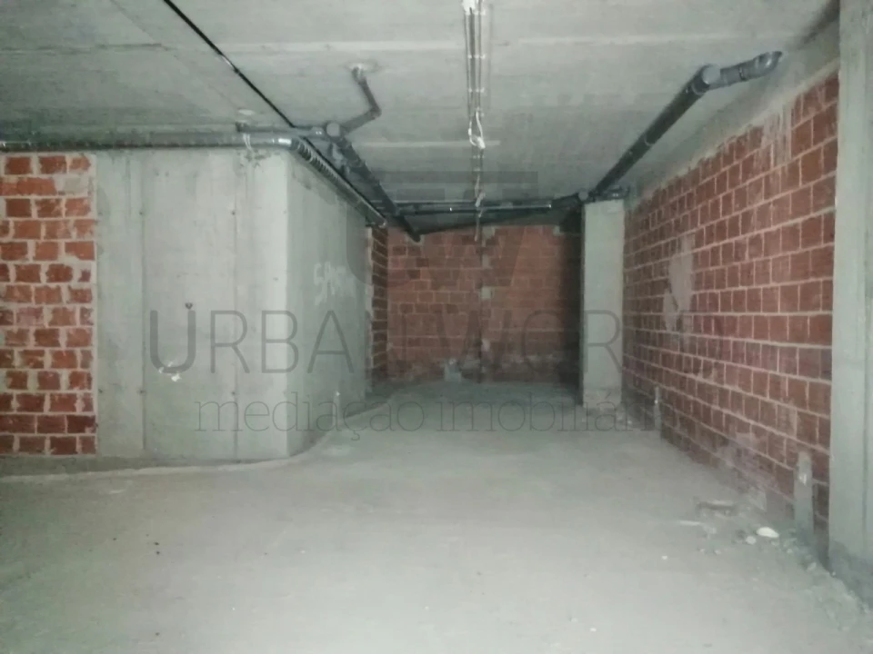 Loja para Venda em Algés, Linda-A-Velha e Cruz Quebrada-Dafundo Foto 8