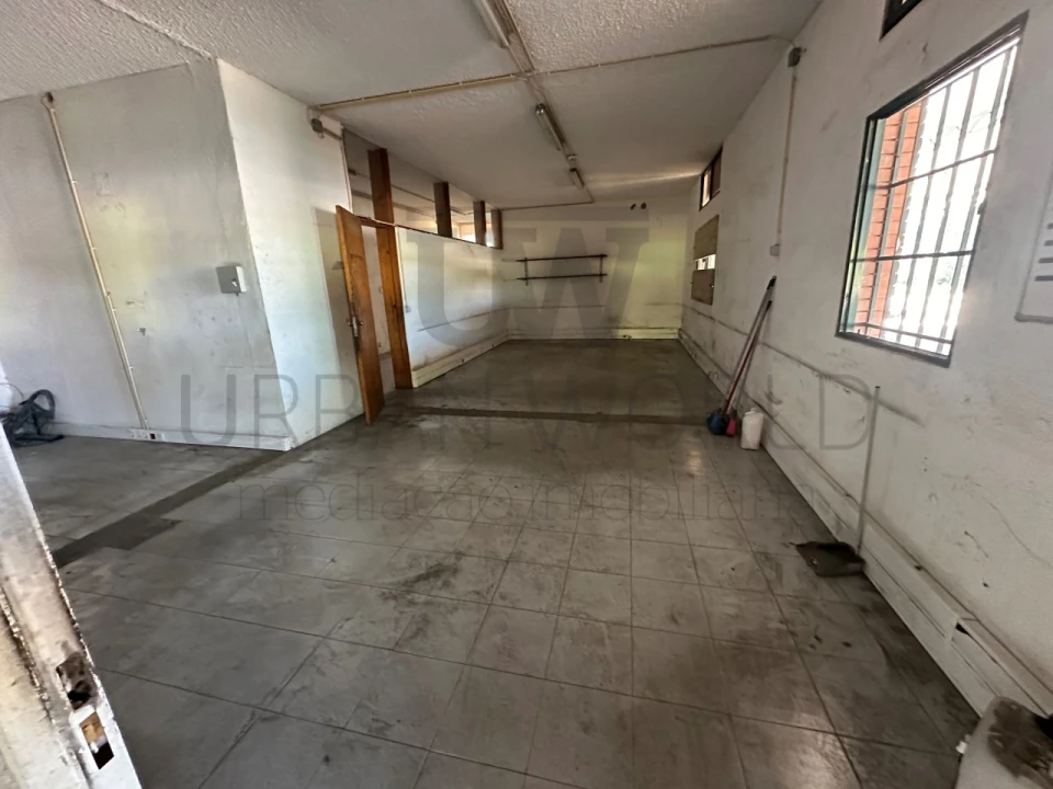 Armazém para Venda em Loures Foto 14