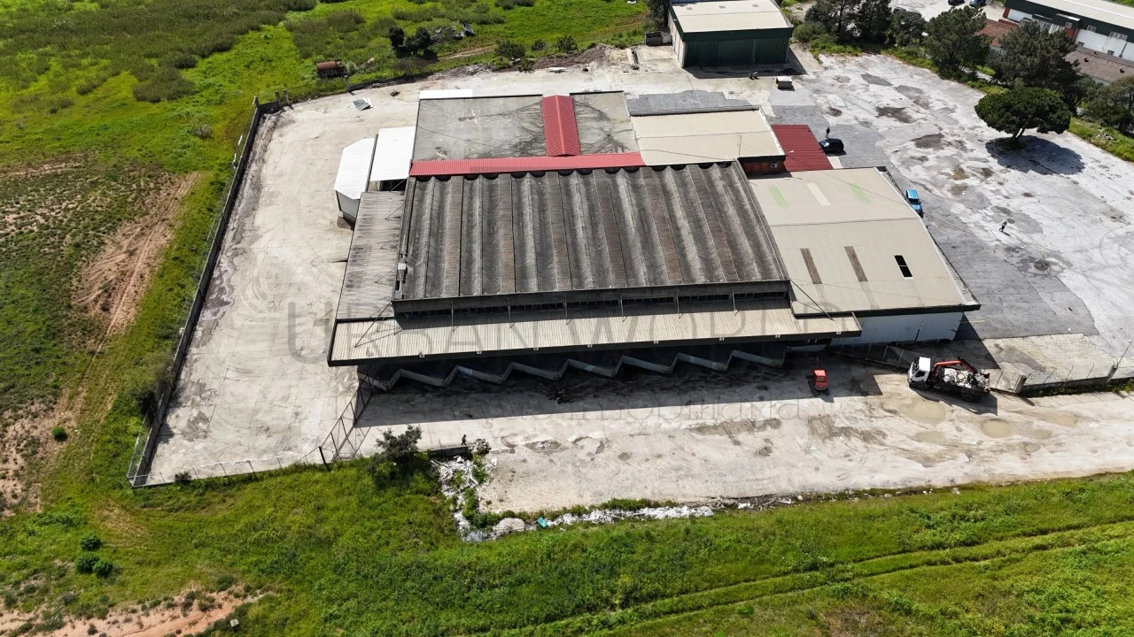 Armazém para Venda em Loures Foto 18