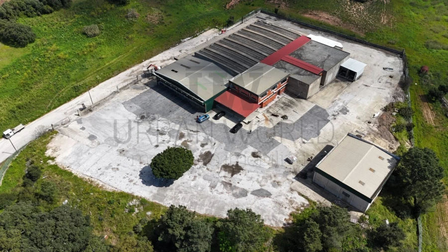 Armazém para Venda em Loures Foto 1