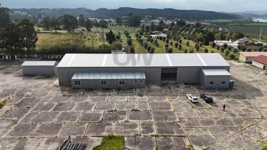 Armazém para Venda em Rio de Moinhos Foto 2