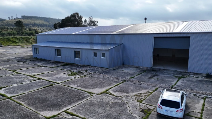 Armazém para Venda em Rio de Moinhos Foto 10