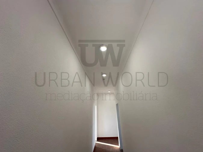 Armazém para Venda em Rio de Moinhos Foto 21