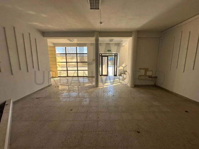 Armazém para Venda em Torres Novas (Santa Maria, Salvador e Santiago) Foto 20