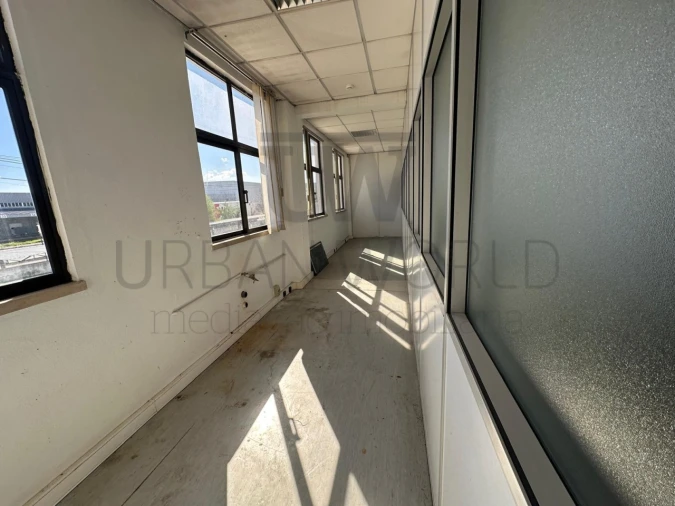 Armazém para Venda em Torres Novas (Santa Maria, Salvador e Santiago) Foto 22