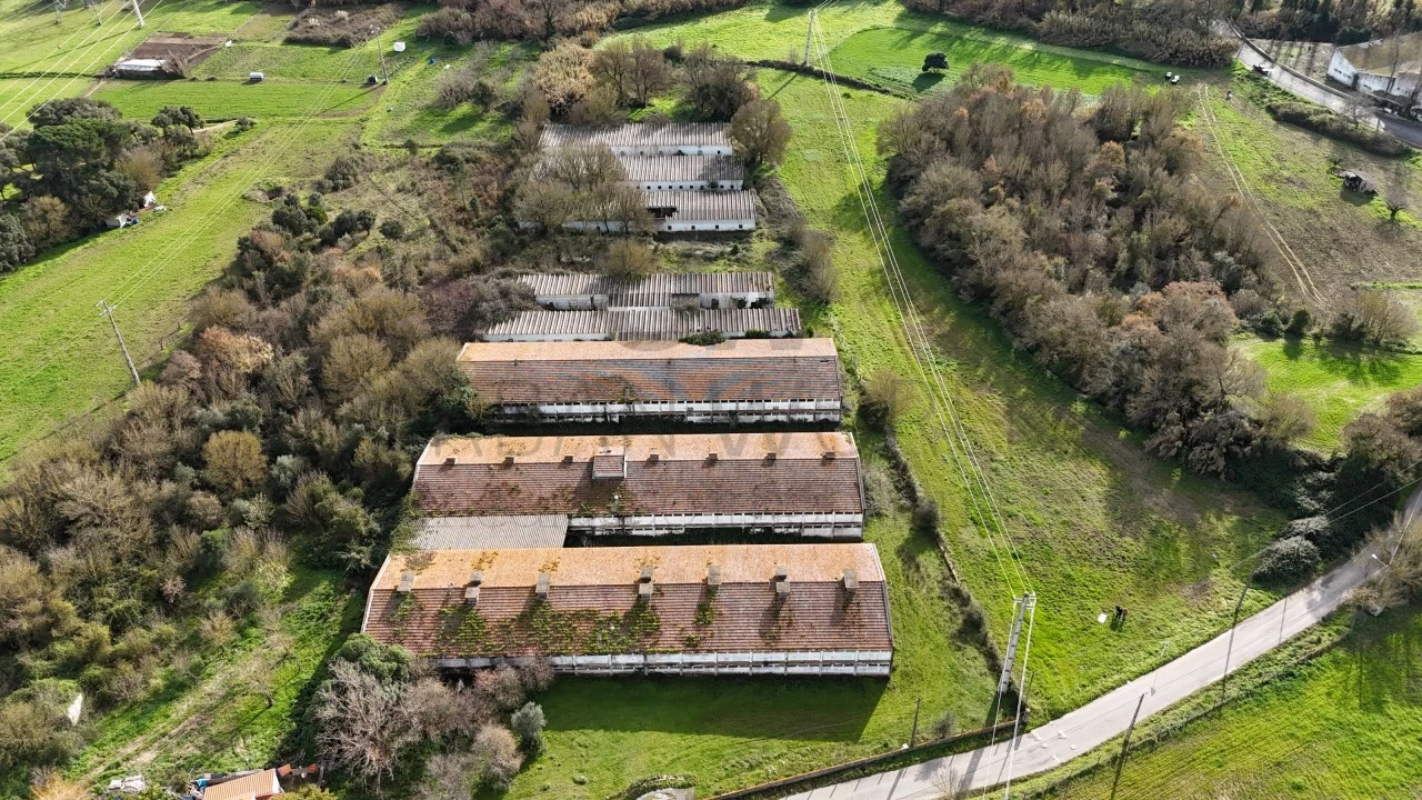 Armazém para Venda em Bucelas Foto 1