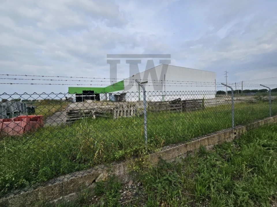 Armazém para Venda em Salvaterra de Magos e Foros de Salvaterra Foto 14