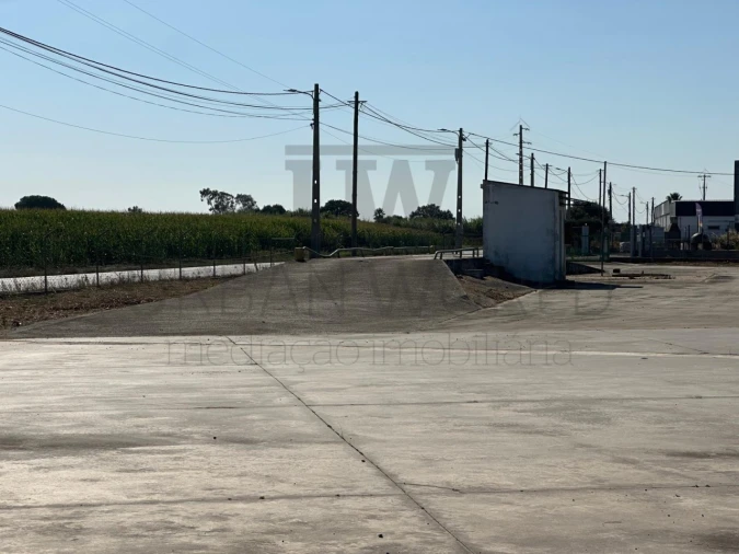 Armazém para Venda em Salvaterra de Magos e Foros de Salvaterra Foto 27