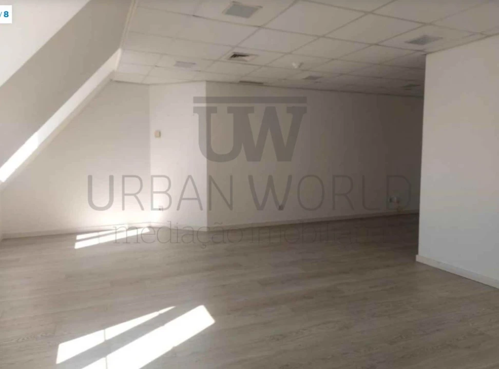 Escritório para Venda em Santa Maria Maior Foto 1