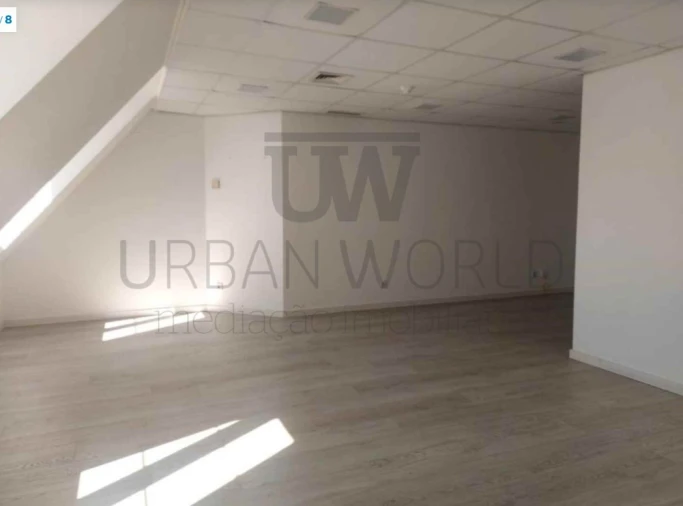 Escritório para Venda em Santa Maria Maior Foto 1