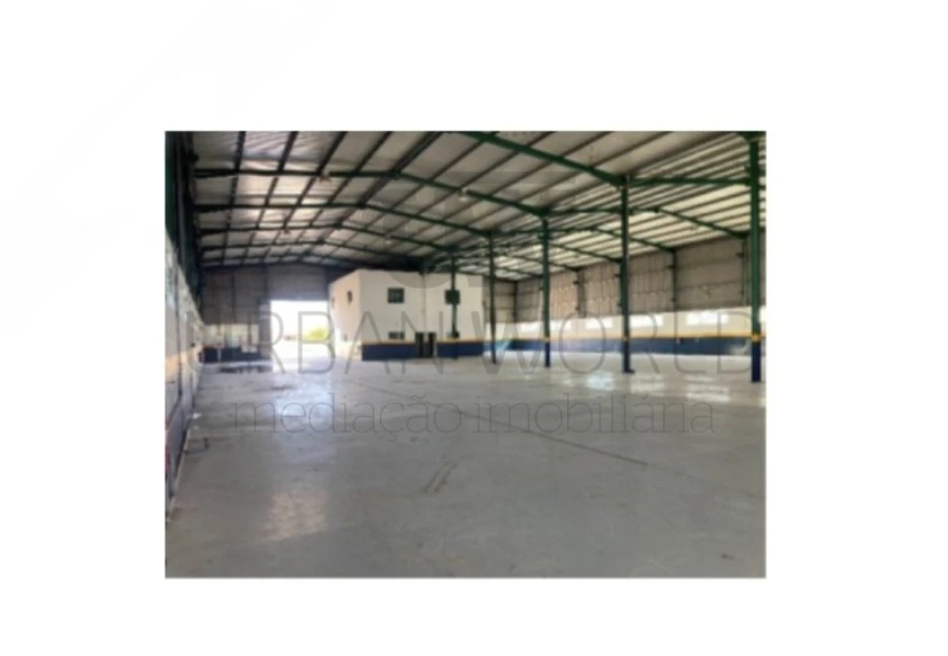 Armazém para Venda em Malagueira e Horta das Figueiras Foto 2