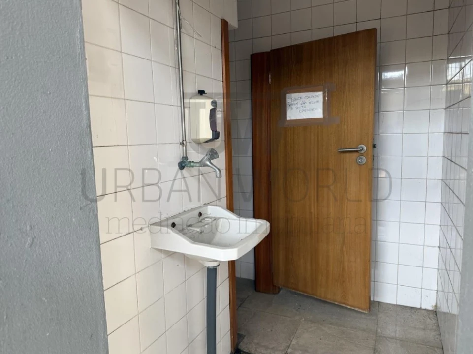 Armazém para Venda em Alcanena e Vila Moreira Foto 10