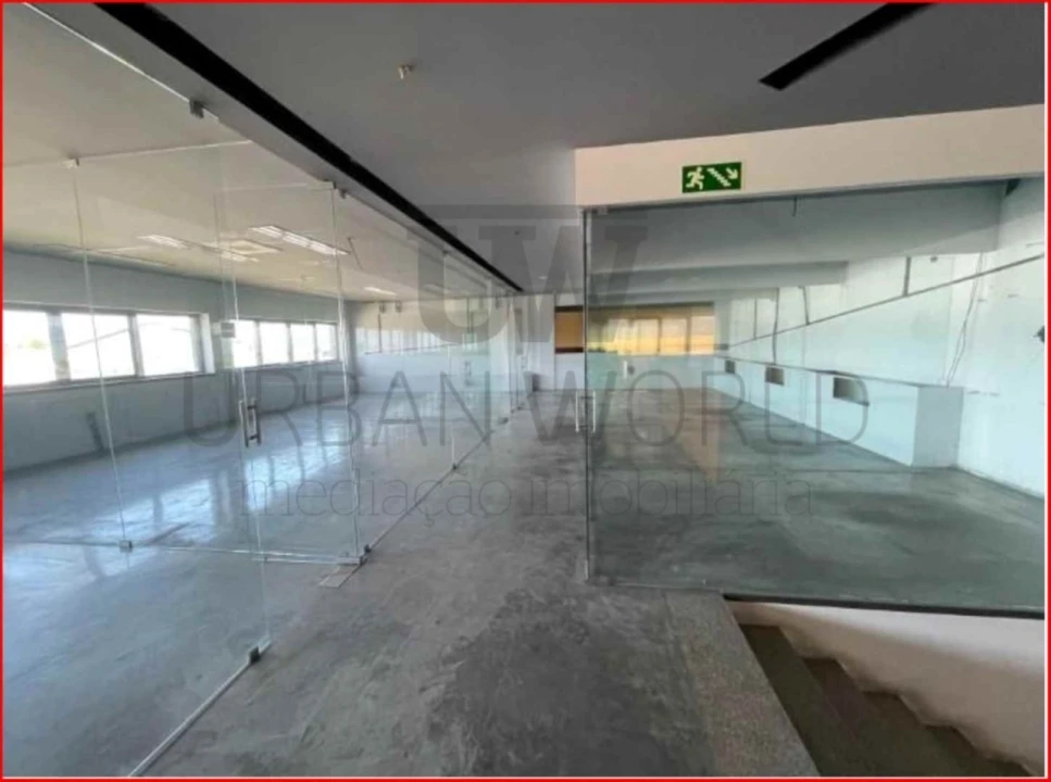 Armazém para Venda em Nossa Senhora da Conceição, São Pedro e São Dinis Foto 3