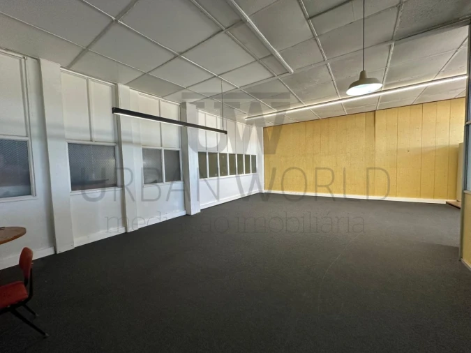 Escritório para Arrendamento em Mafra Foto 3