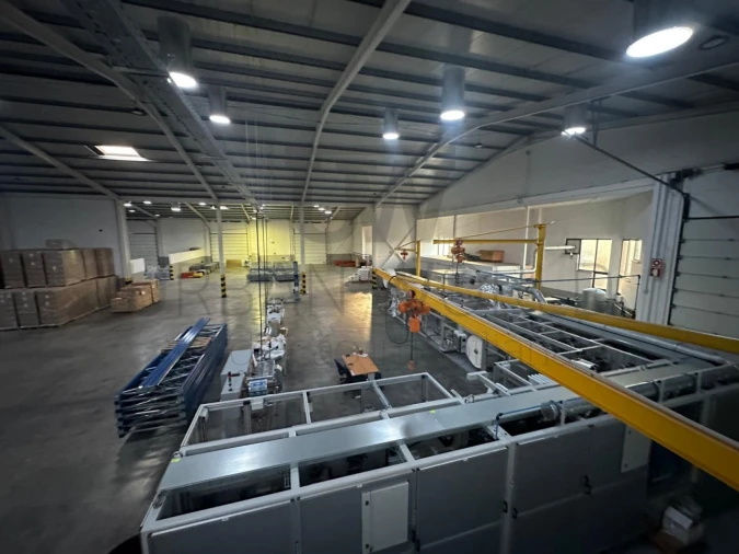 Armazém para Venda em Romeira e Várzea Foto 3