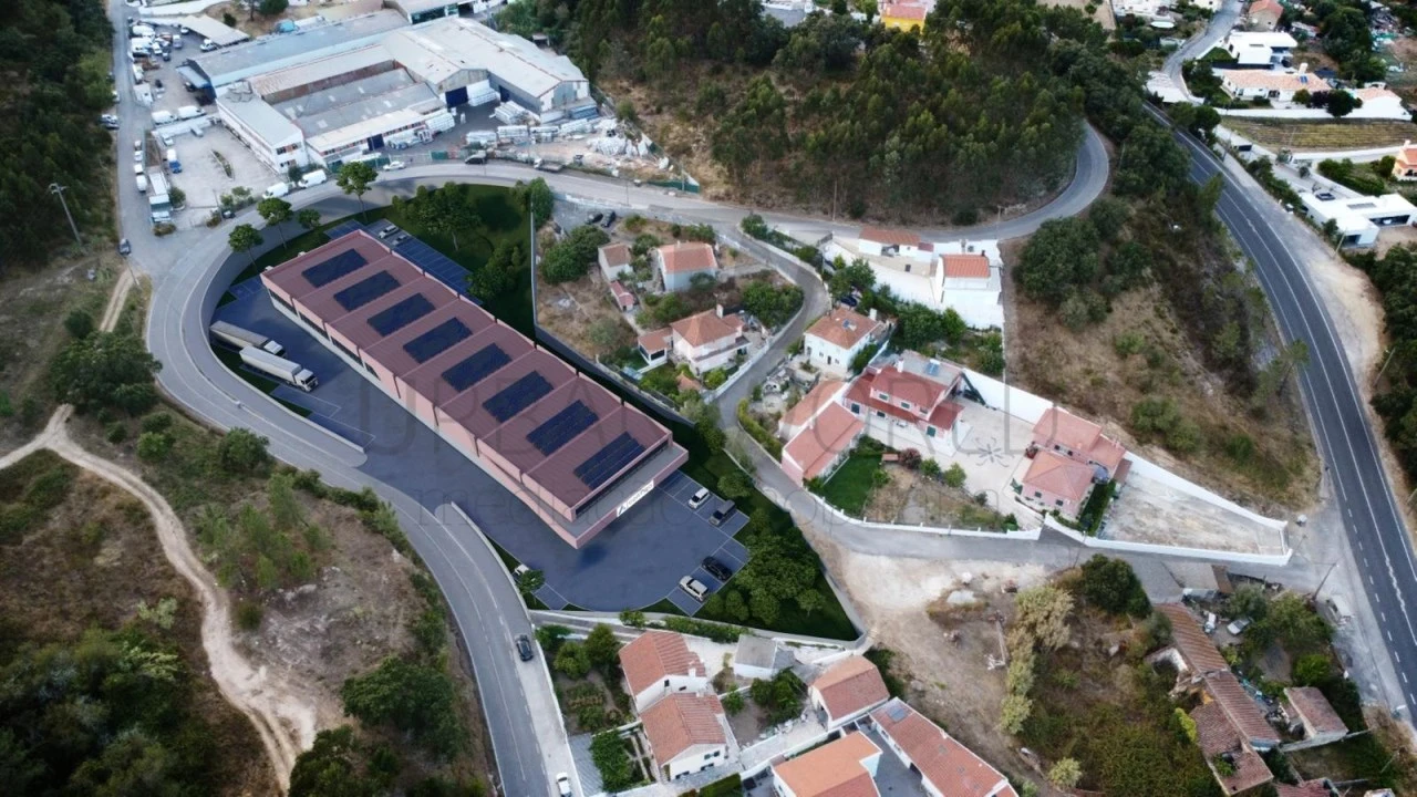 Terreno Comércio / Armazém para Venda em Lousa Foto 16