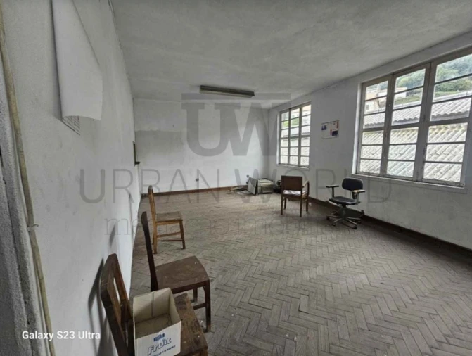 Armazém para Venda em Covilhã e Canhoso Foto 3