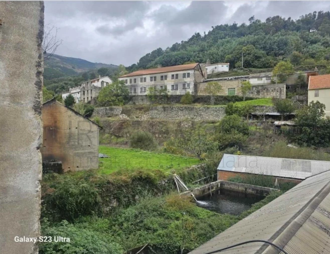 Armazém para Venda em Covilhã e Canhoso Foto 14