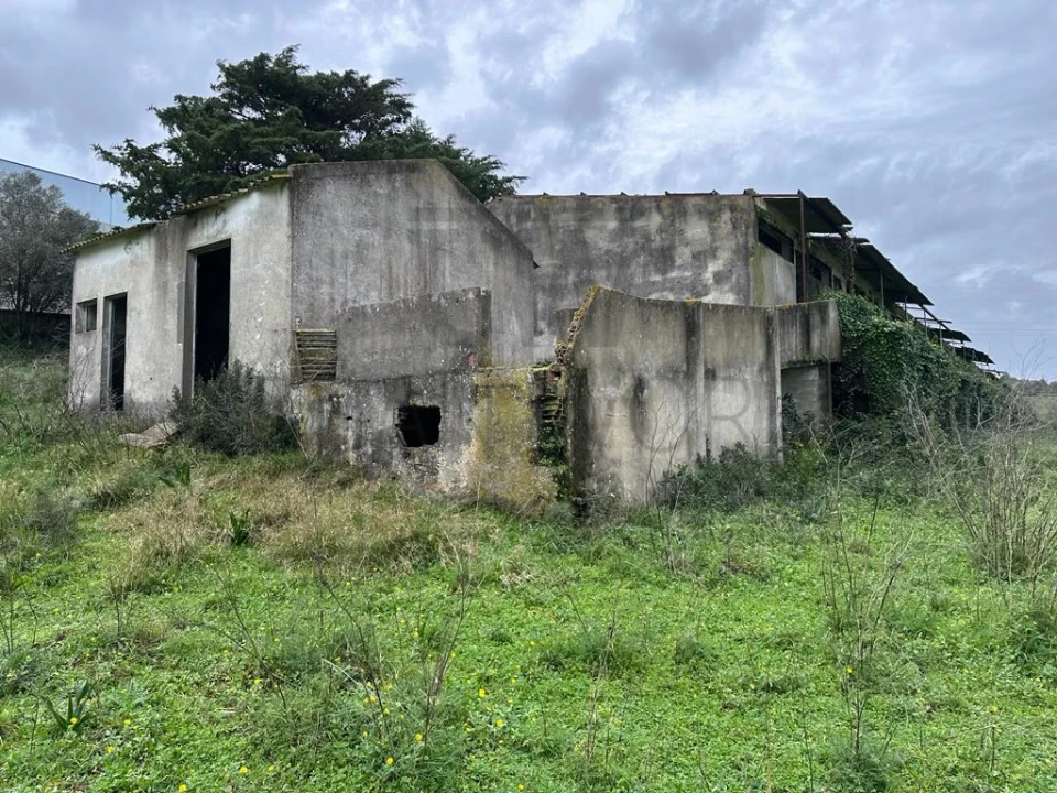 Terreno Comércio / Armazém para Venda em Venda do Pinheiro e Santo Estêvão das Galés Foto 9