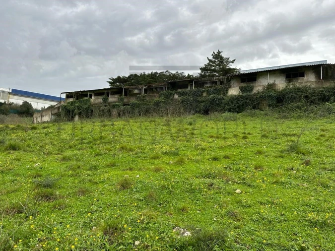 Terreno Comércio / Armazém para Venda em Venda do Pinheiro e Santo Estêvão das Galés Foto 5