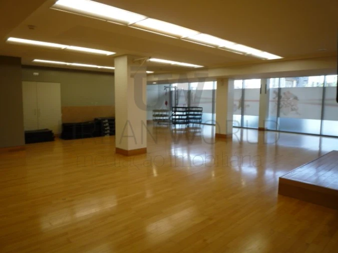 Prédio para Venda em Bonfim Foto 5