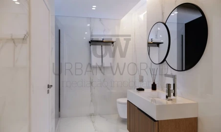 Apartamento T4 para Venda em Loures