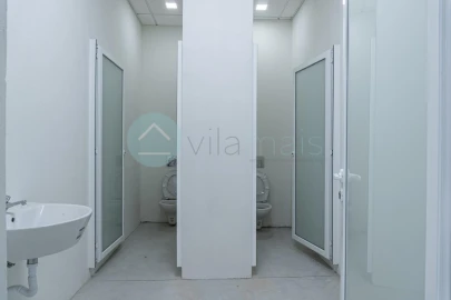 Armazém para Venda em Rebordosa