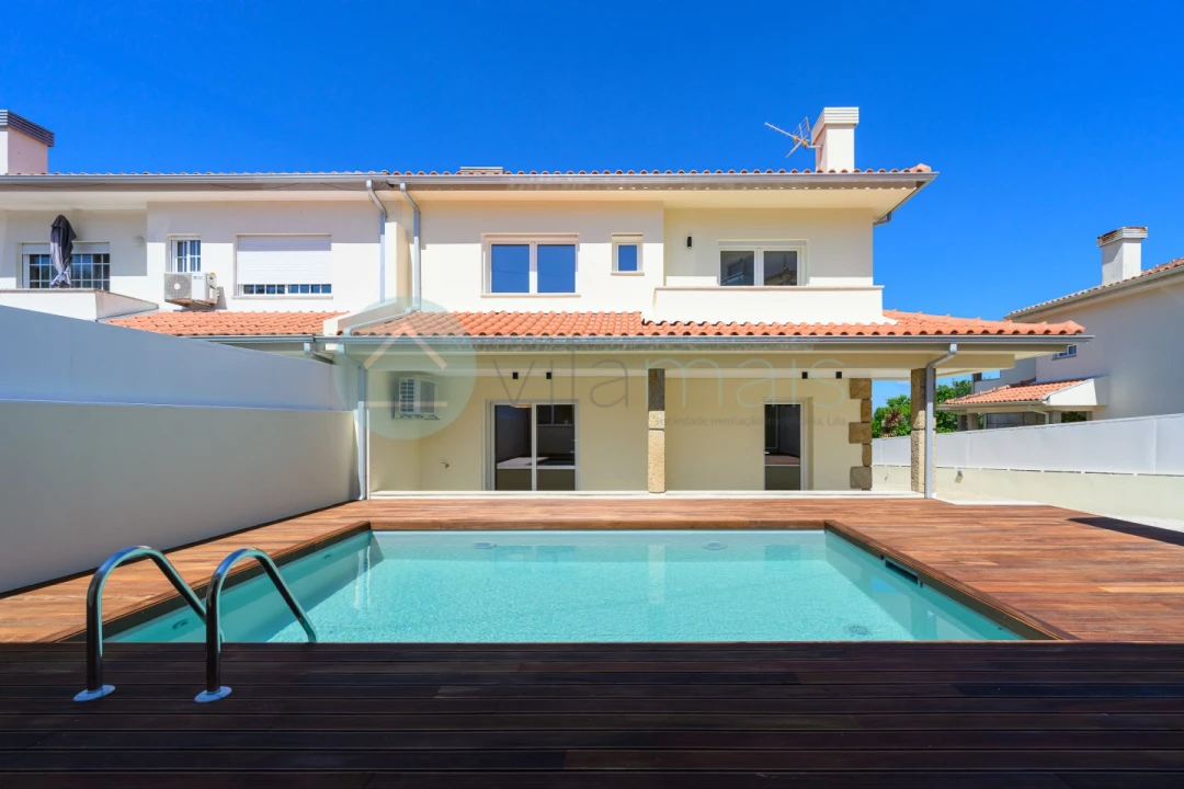 Moradia T3 para Venda em Nogueira, Fraião e Lamaçães Foto 35