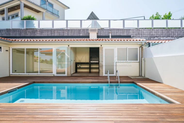 Moradia T3 para Venda em Nogueira, Fraião e Lamaçães Foto 10