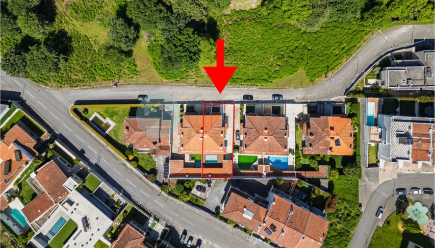 Moradia T3 para Venda em Nogueira, Fraião e Lamaçães Foto 33