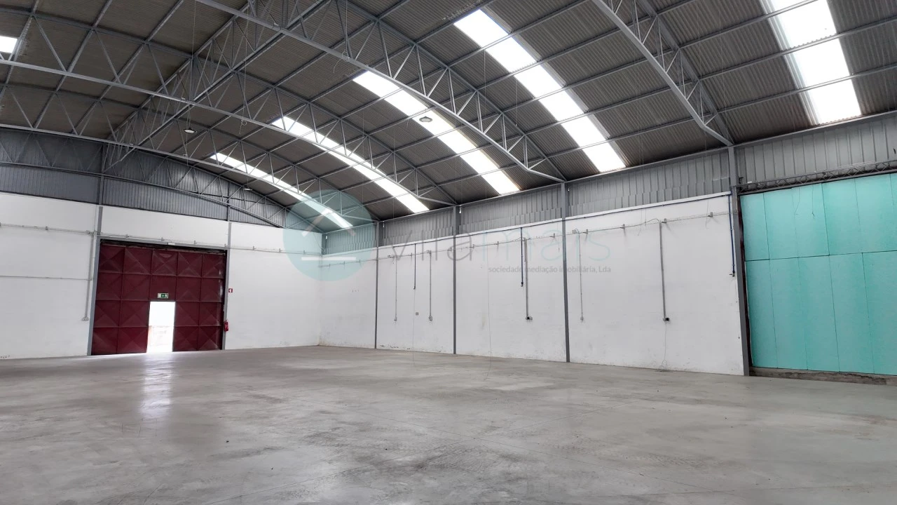 Armazém para Arrendamento em Grijó e Sermonde Foto 5