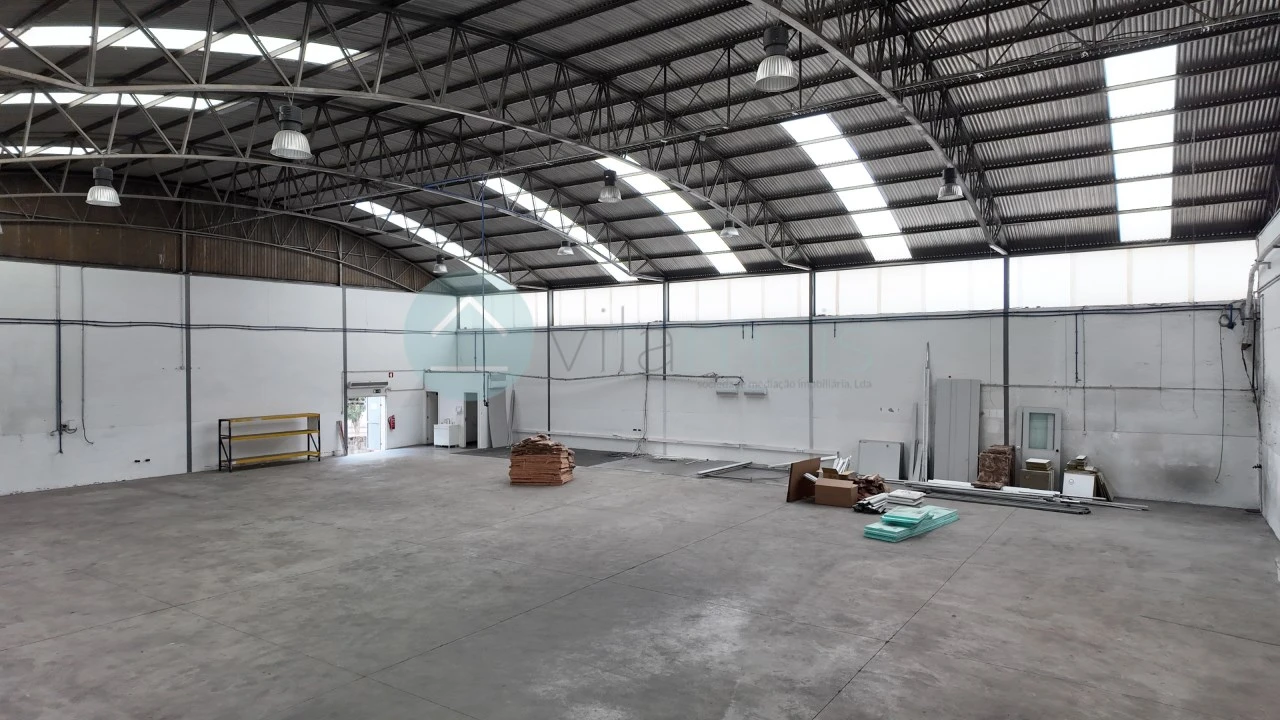 Armazém para Arrendamento em Grijó e Sermonde Foto 7