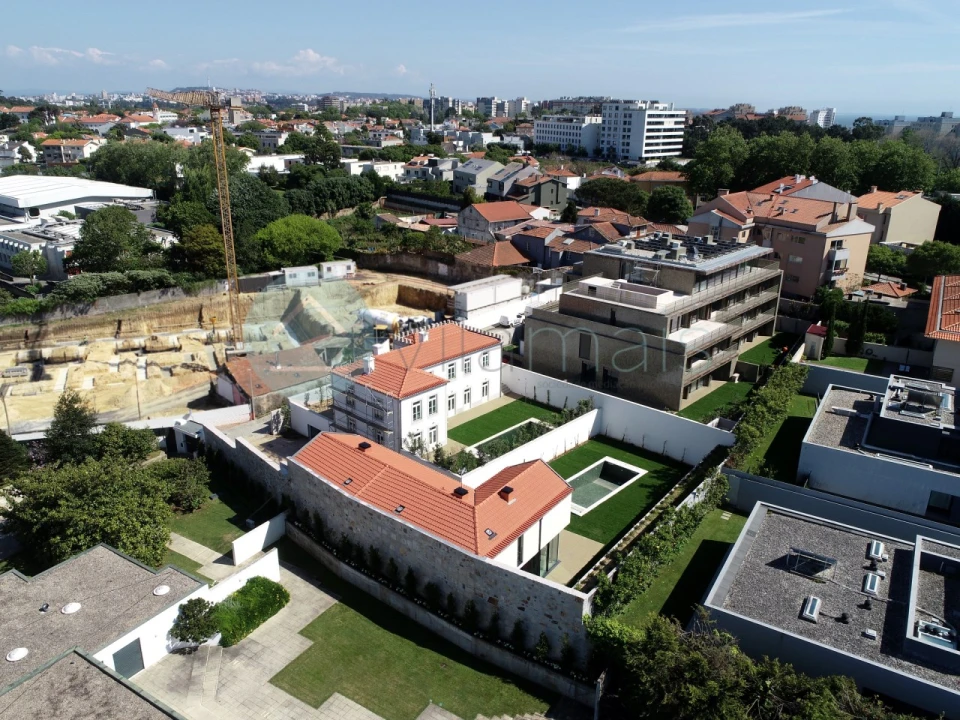 Apartamento T3 para Venda em Aldoar, Foz do Douro e Nevogilde Foto 1