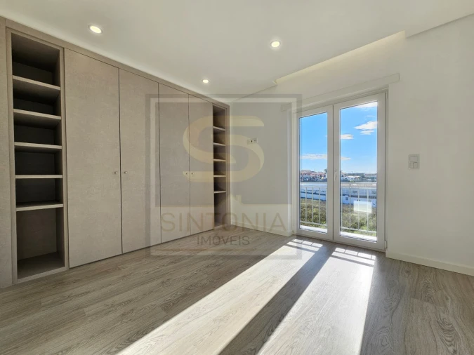 Moradia T5 para Venda em Ericeira Foto 7