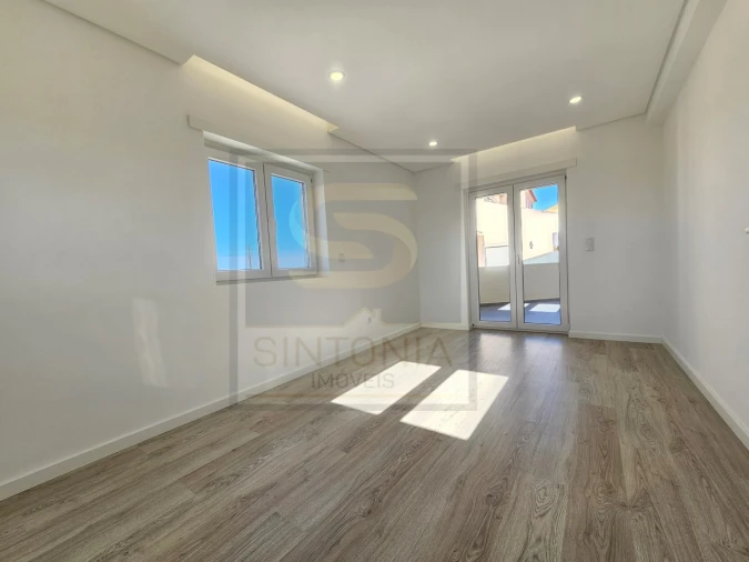 Moradia T5 para Venda em Ericeira Foto 19