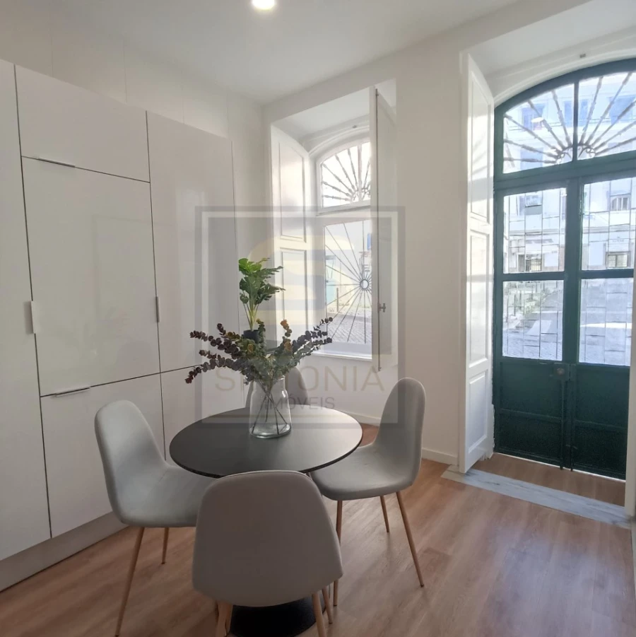 Apartamento T2 para Venda em São Vicente Foto 3