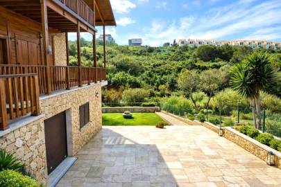 Moradia T4 para Arrendamento em Ericeira