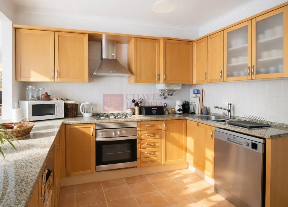 Apartamento T2 para Venda em Encarnação Foto 10