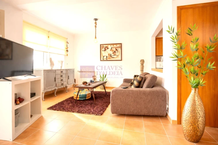 Apartamento T2 para Venda em Encarnação Foto 8