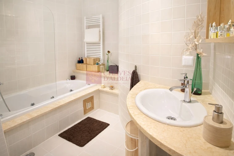 Apartamento T2 para Venda em Encarnação Foto 23